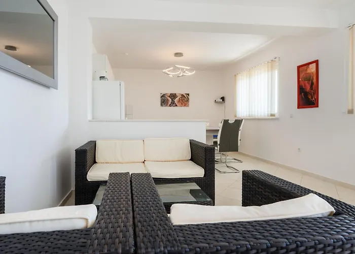 Sv. Ilija * אורביץ